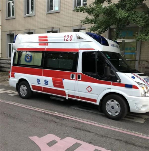 新安选择我们的救护车出租,开启安心转院之旅